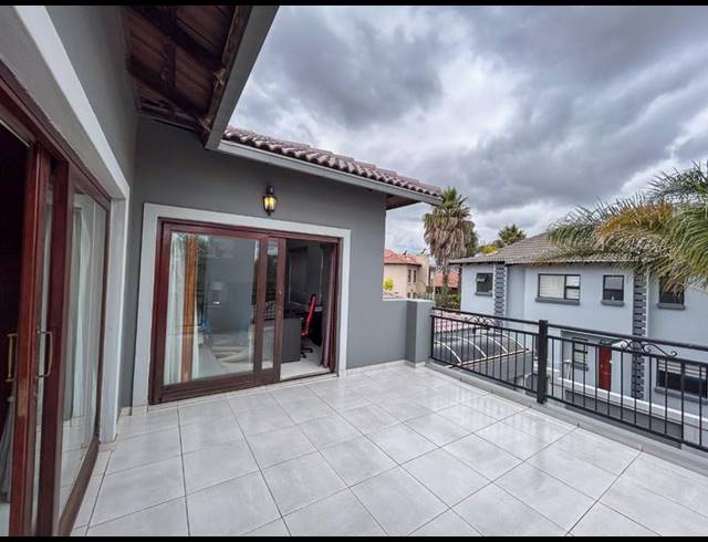 5 BEDROOM HOUSE FOR SALE IN SAVANNAH COUNTRY ESTATE